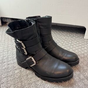 Steve Madden Boots